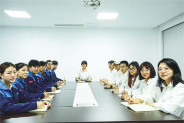 Ningbo Yolanda Spray Co., Ltd. productielijn van de fabrikant