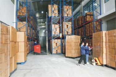 Ningbo Yolanda Spray Co., Ltd. productielijn van de fabrikant