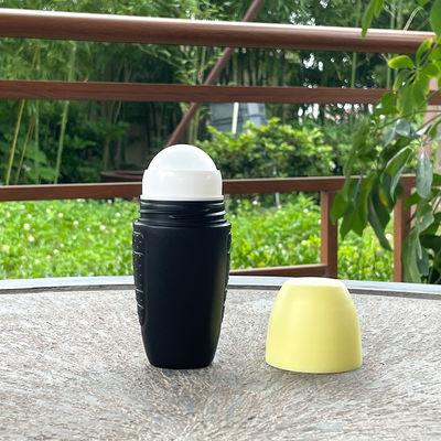 Leeg plastic rol op flessen voor spierpijnverlichting Olie Reisgrootte Plastic rol op deodorant containers Groothandel